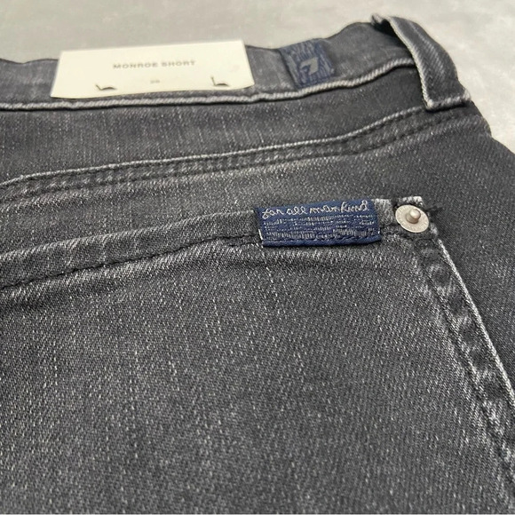 New! 7 For All Mankind Women's Monroe Cutoffs Shorts in Cosmic Ashbury 21017 - Picture 4 of 11